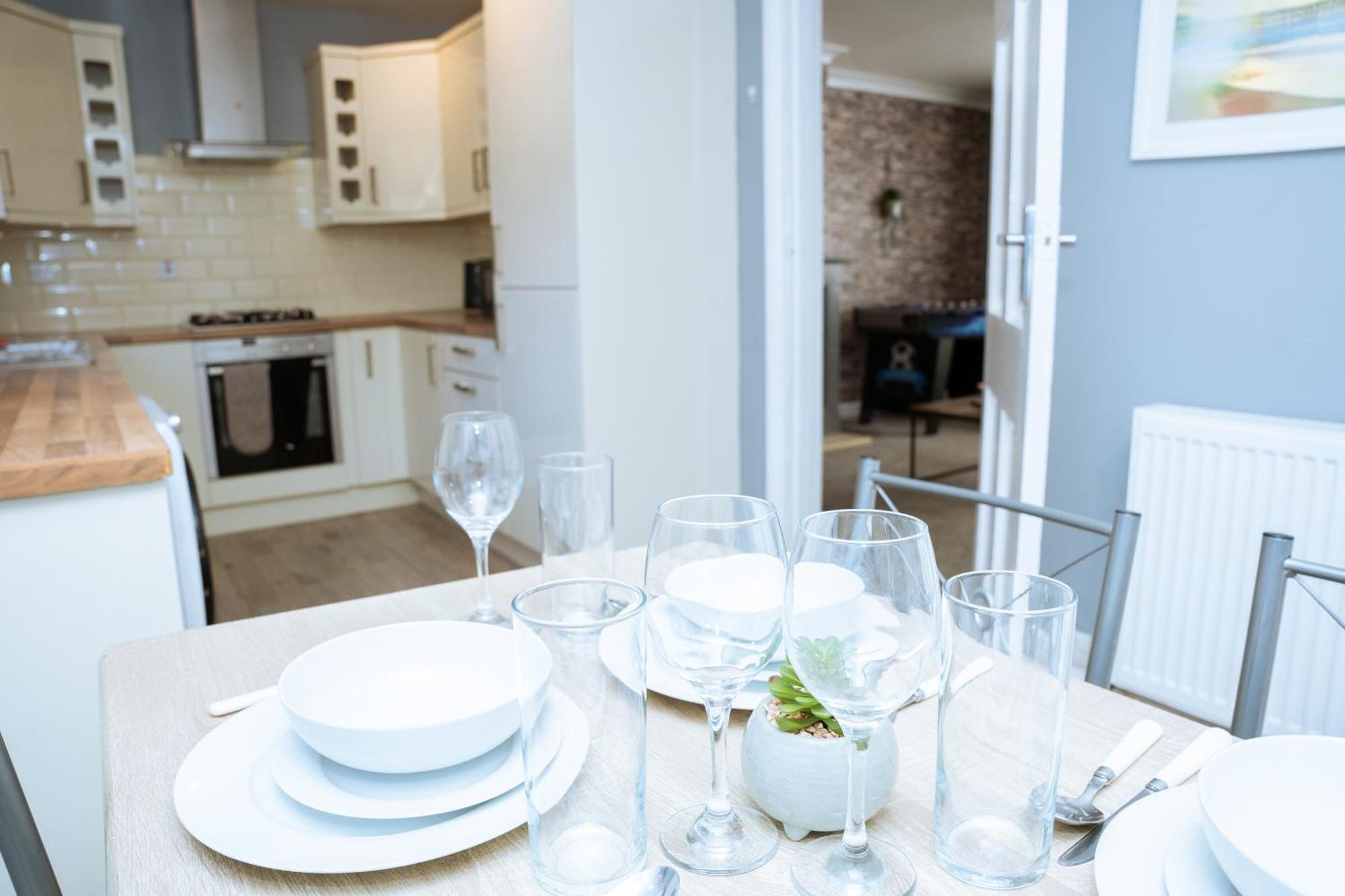 Modern 3Bed Home With Hot Tub Leeds  Buitenkant foto