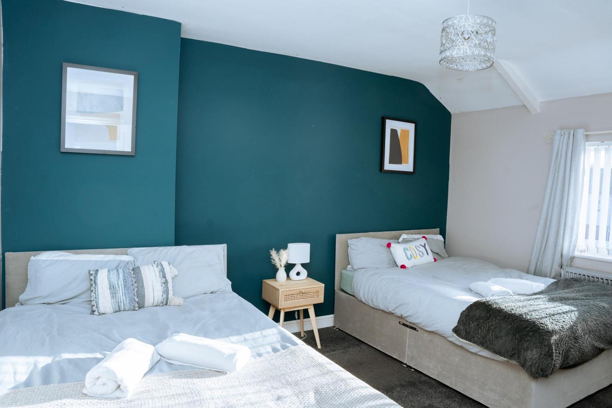 Modern 3Bed Home With Hot Tub Leeds  Buitenkant foto